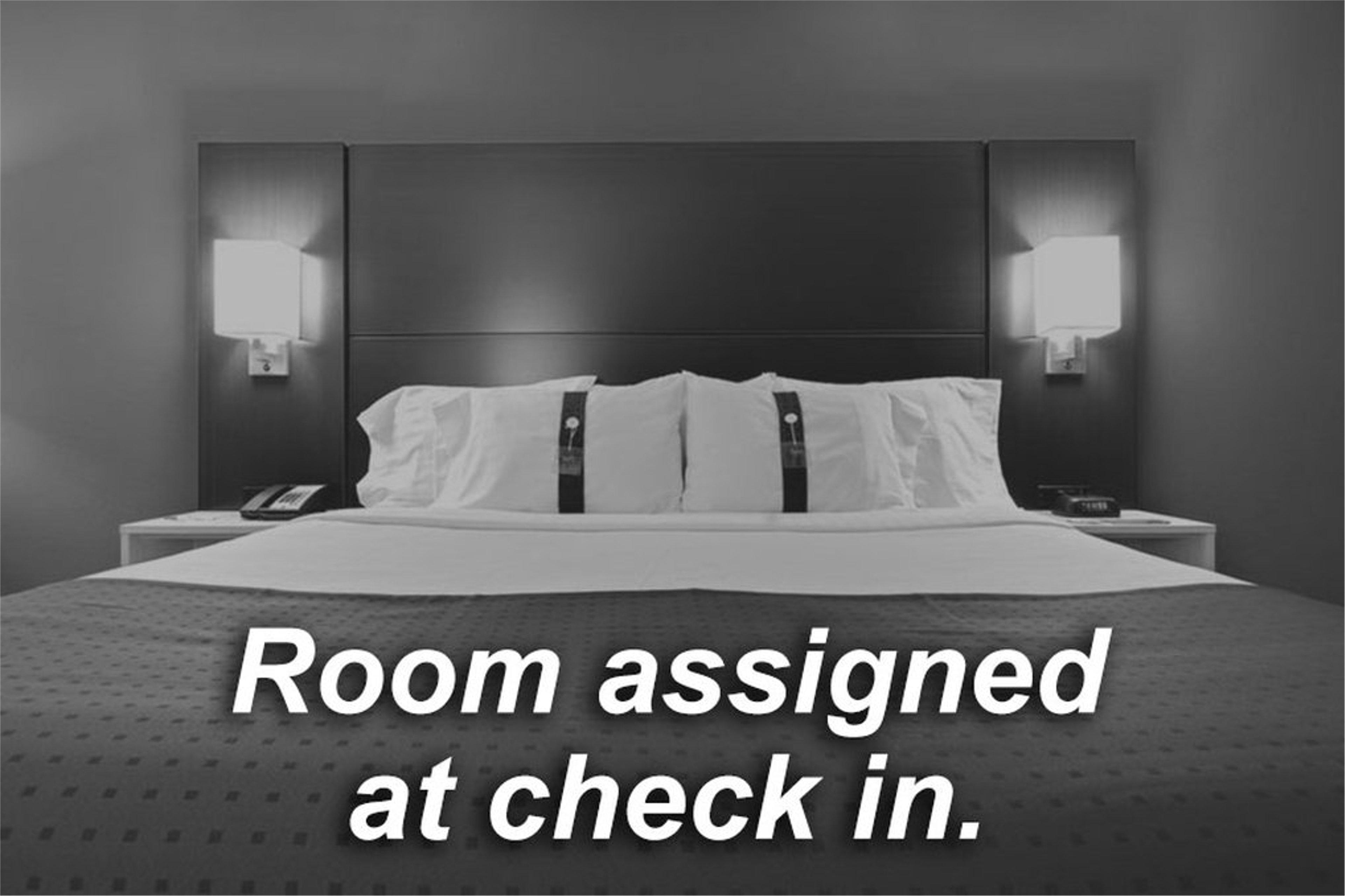 לוס אנג'לס Holiday Inn Express Hotel & Suites Woodland Hills By Ihg מראה חיצוני תמונה