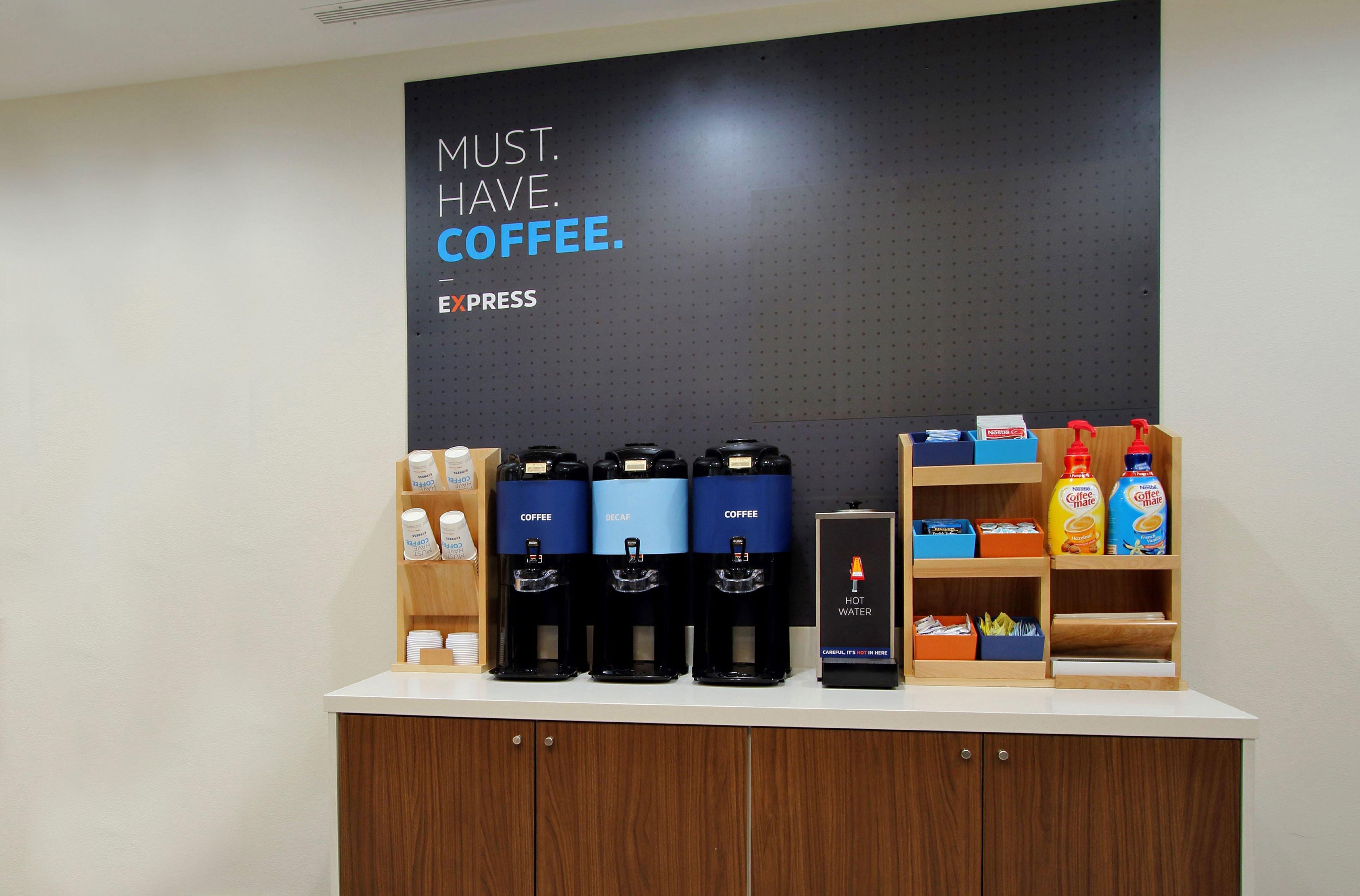לוס אנג'לס Holiday Inn Express Hotel & Suites Woodland Hills By Ihg מראה חיצוני תמונה