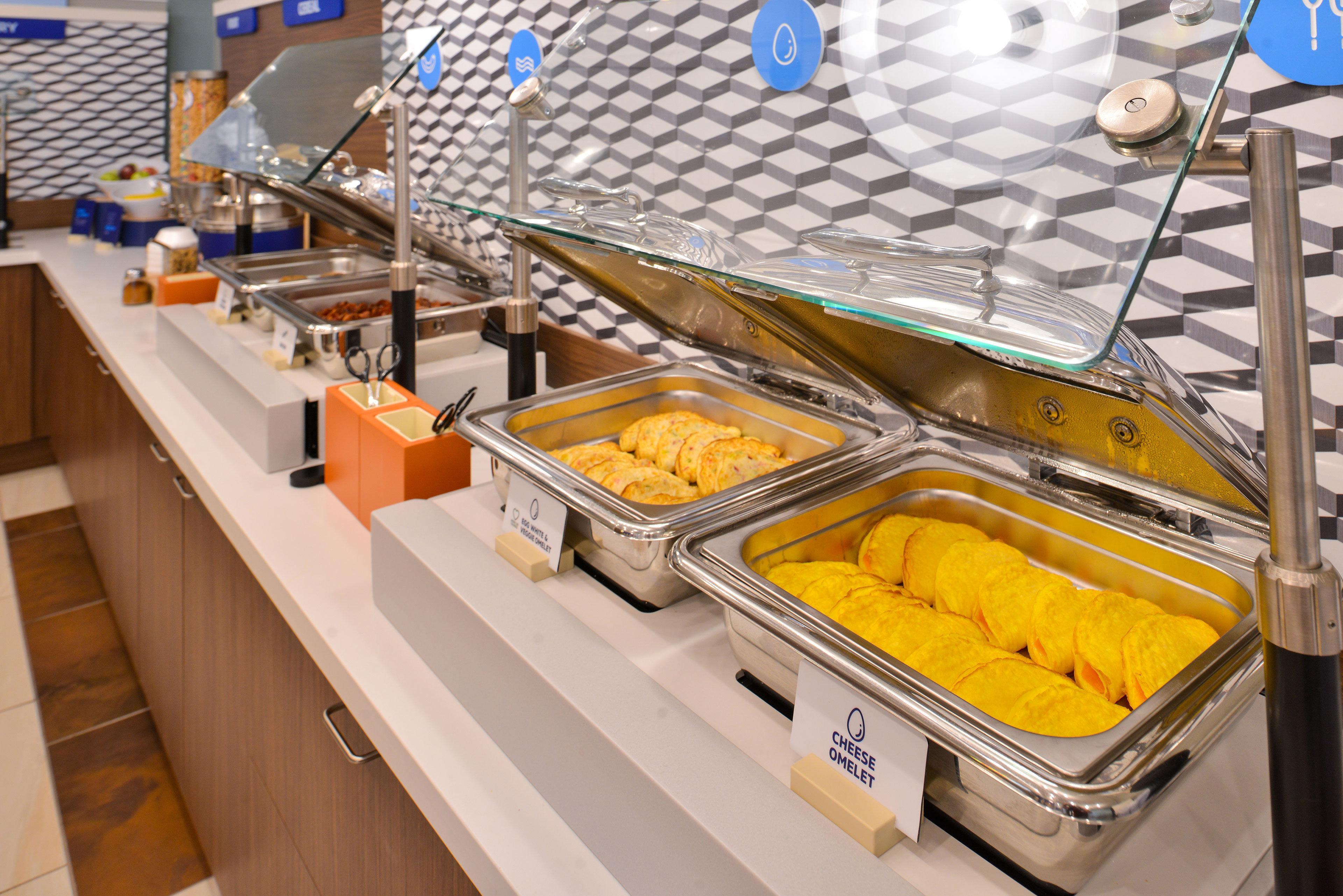 לוס אנג'לס Holiday Inn Express Hotel & Suites Woodland Hills By Ihg מראה חיצוני תמונה