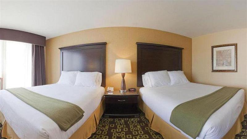 לוס אנג'לס Holiday Inn Express Hotel & Suites Woodland Hills By Ihg מראה חיצוני תמונה