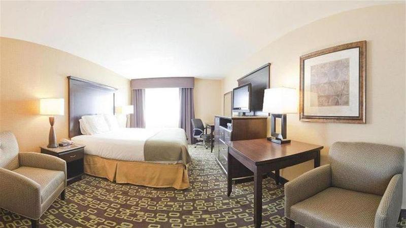 לוס אנג'לס Holiday Inn Express Hotel & Suites Woodland Hills By Ihg מראה חיצוני תמונה